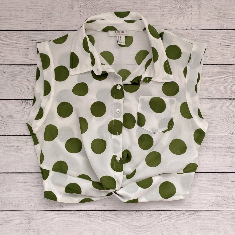 Polka dot crop top!